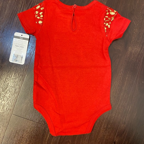 ❤️All You Need Is Love Valentines Baby Starters Bodysuit - Picture 3 of 6